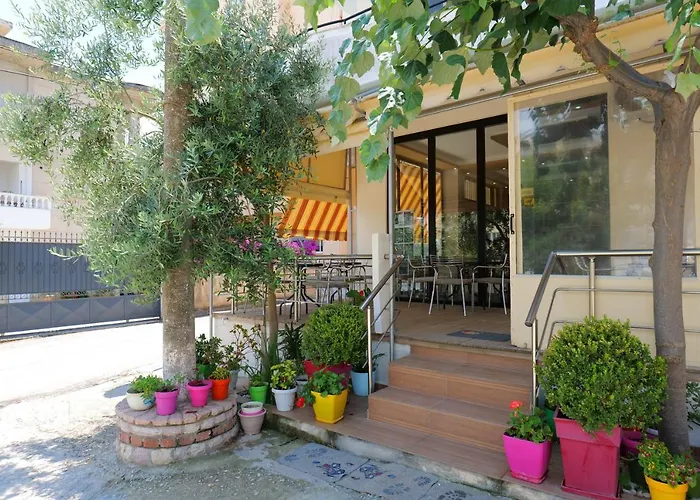 Hotel Adi-Vera