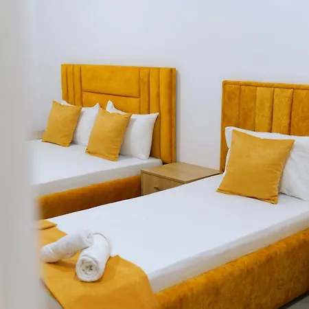 Hotel Adi-Vera Sarande Exterior photo