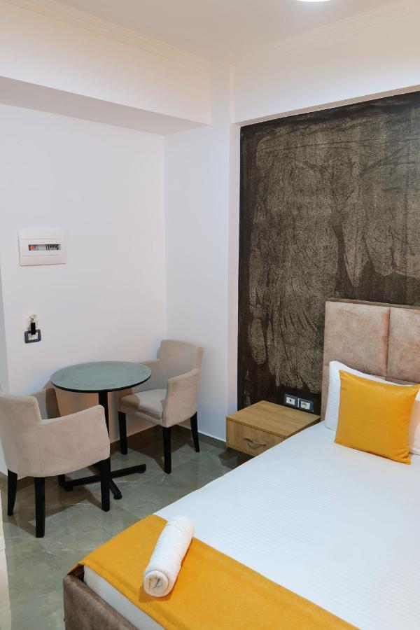 Adi-vera Apartment Sarande